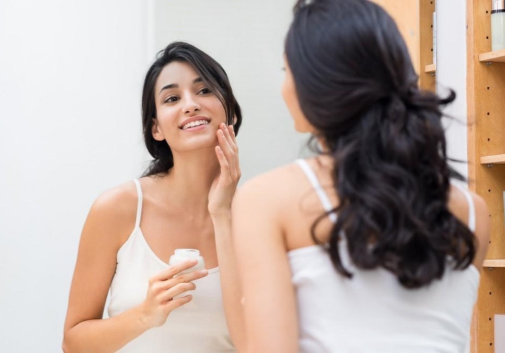 How To Select And Use Anti-Aging Cosmetics